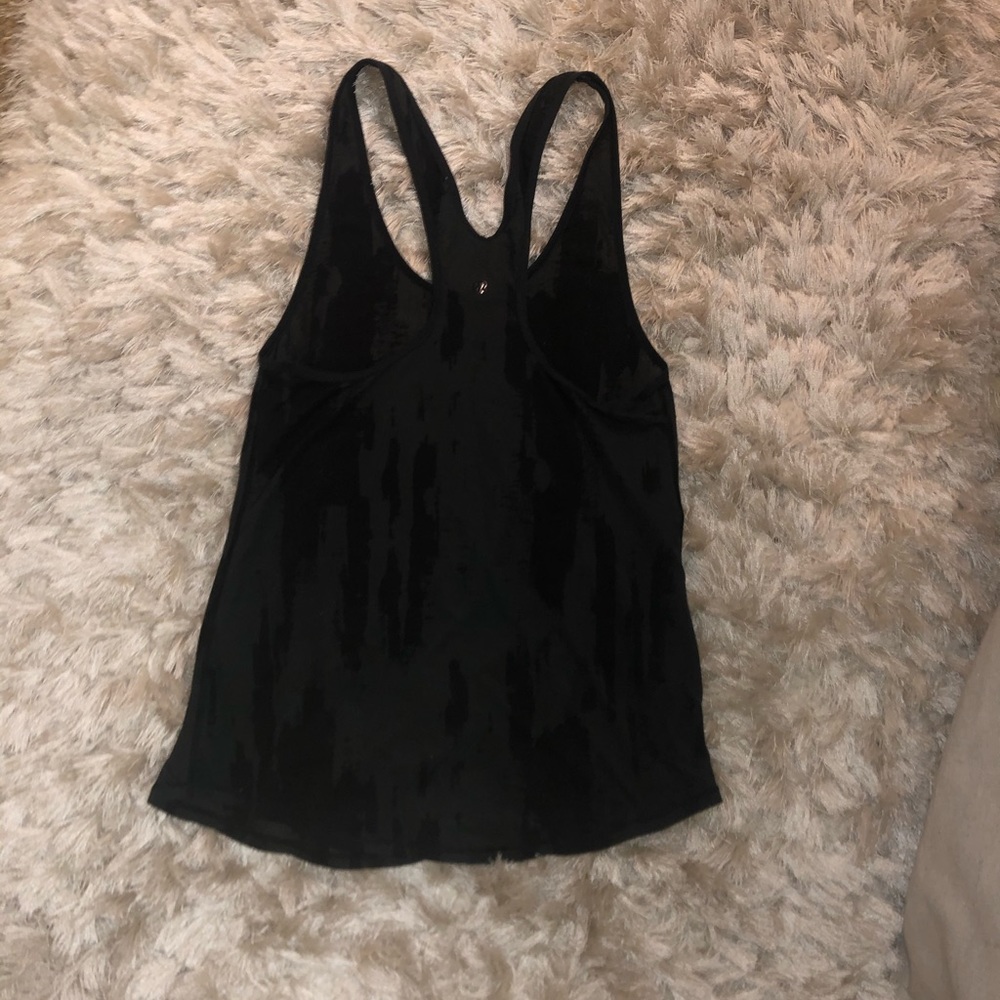 Black lululemon tank top